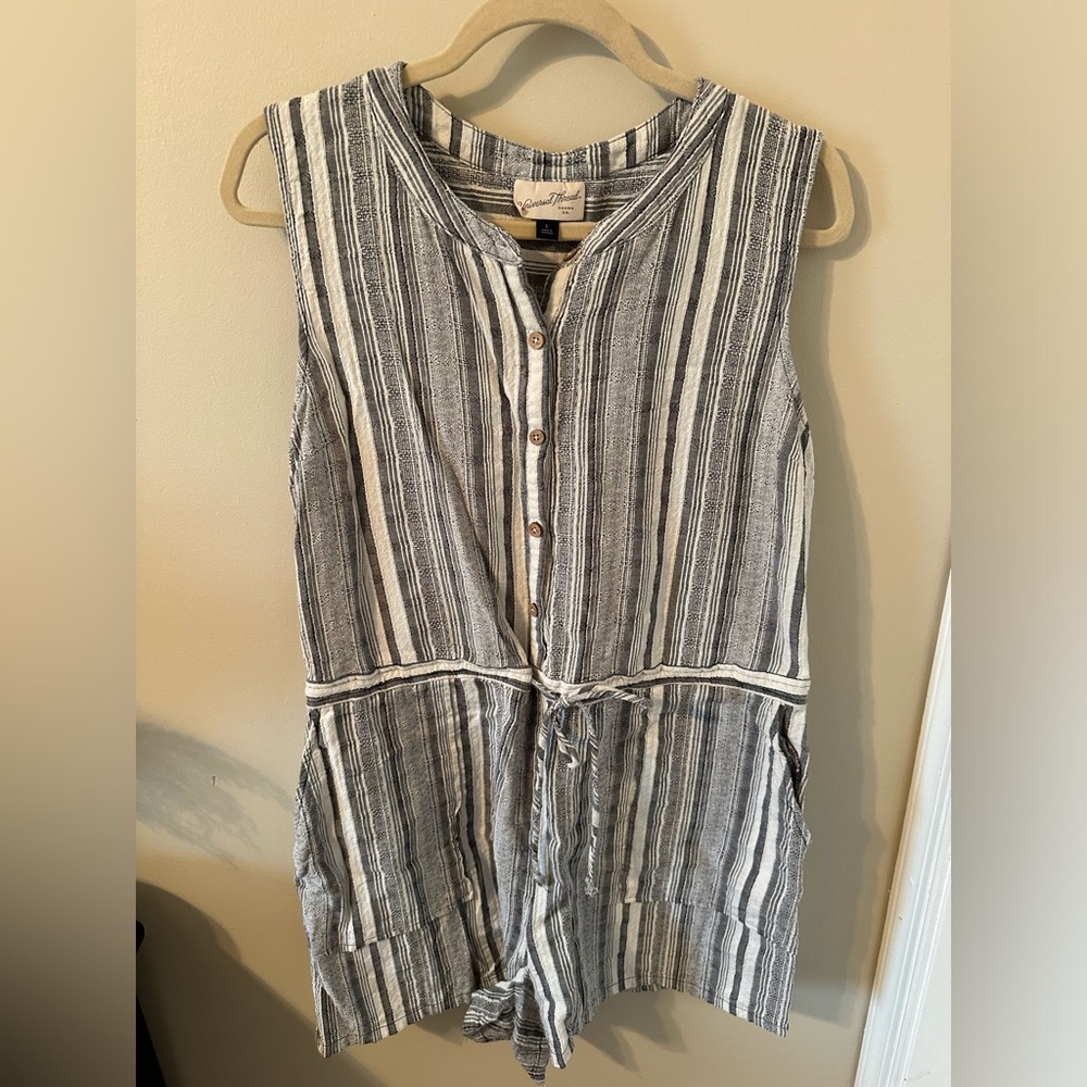 Universal Thread Linen Romper